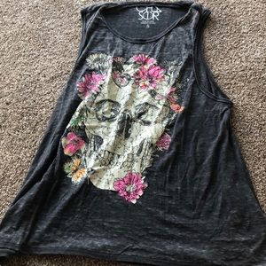 Chaser skull tank